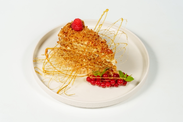 Miodownik z orzechami